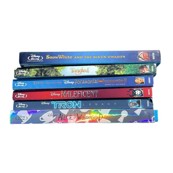 Walt Disneys 6 Blu-Ray + DVD + Digital Copy Mix Bundle - Picture 1 of 4